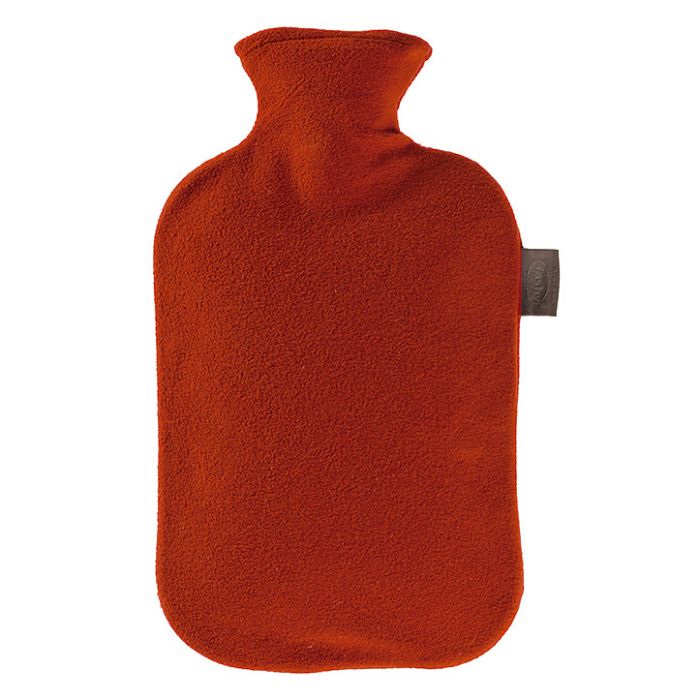 1000014052_Kuumavesipullo_fleecepaallisella_pun_1_kpl_pakkauskuva_Pakkauskuva13619_jpeg